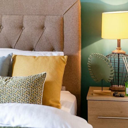Stylish Cottage - Parking - Garden - Sleeps 6 캠브리지 외부 사진