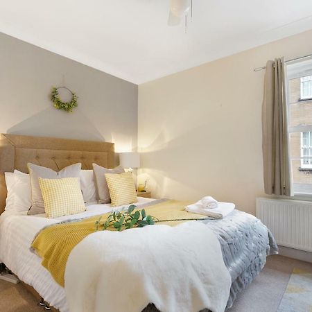 Stylish Cottage - Parking - Garden - Sleeps 6 캠브리지 외부 사진