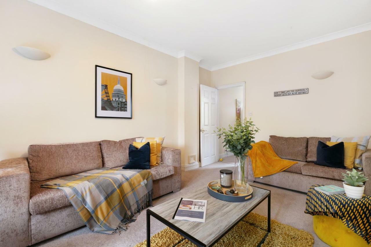 Stylish Cottage - Parking - Garden - Sleeps 6 캠브리지 외부 사진